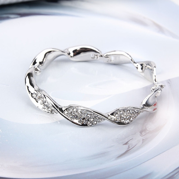 Νέο μοντέλο γυναικείο βραχιόλι σε δύο χρώματα