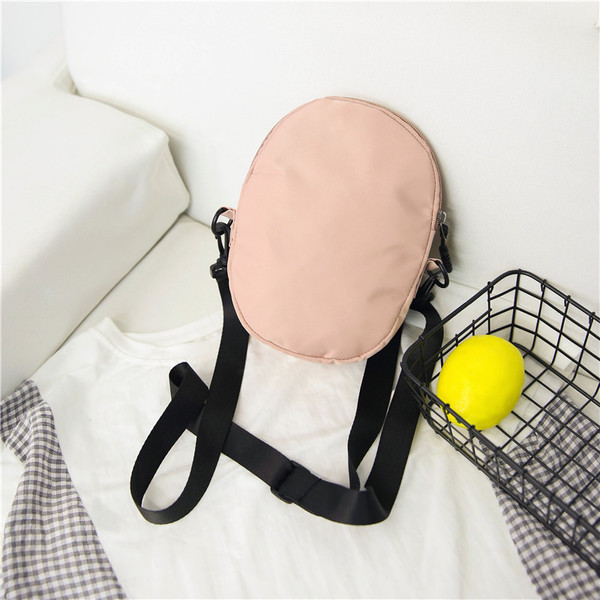 Új modell női táska sapka formájú többféle színben