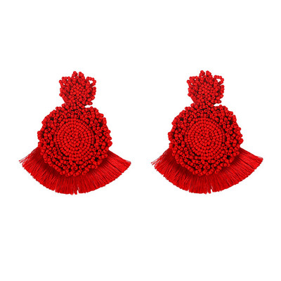 Modern női fülbevaló gyöngyökkel és bojttal, különböző színekben