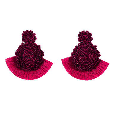 Modern női fülbevaló gyöngyökkel és bojttal, különböző színekben