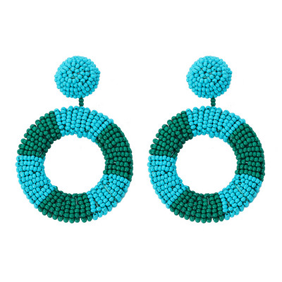 Modern női fülbevaló gyöngyökkel, három színben