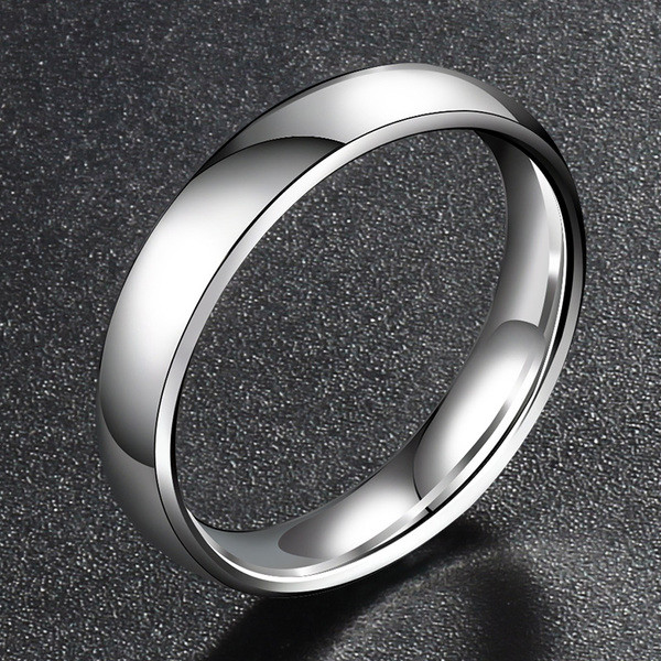 Ανδρικό δαχτυλίδι σε ασημί χρώμα