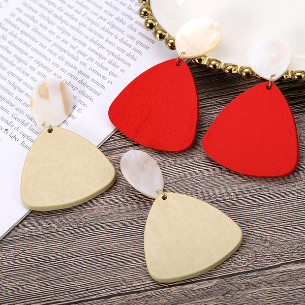 Modern női fülbevaló piros és bézs színben