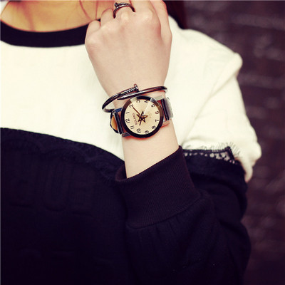 Női és férfi karórák pároknak