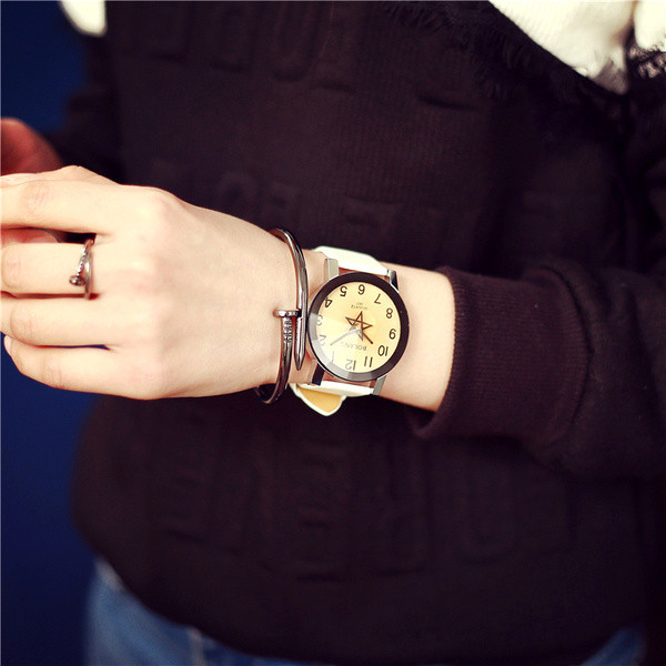 Női és férfi karórák pároknak