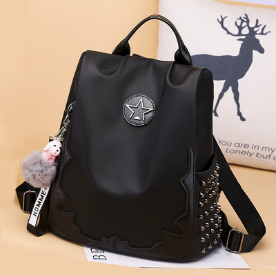 Rucsac de dama de culoare neagra cu accesoriu