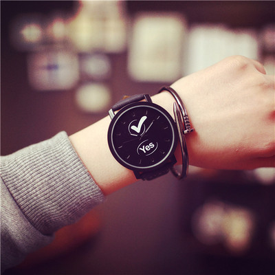 Ρολόγια για ζευγάρια με δερμάτινες λουρίδες σε μαύρο και άσπρο - διάφορα μοντέλα