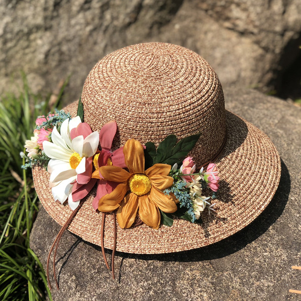 Új modell női sapka 3D elemekkel több színben