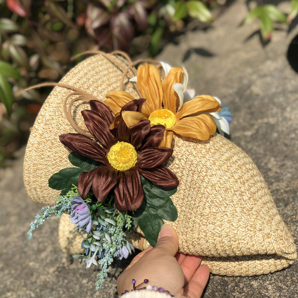 Új modell női sapka 3D elemekkel több színben