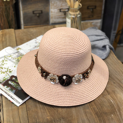 Stílusos női sapka rojtokkal és 3D díszítéssel több színben