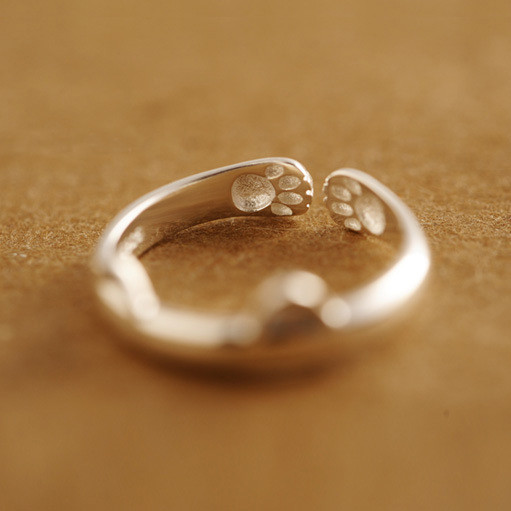 Inel reglabil pentru femei de culoare argintie