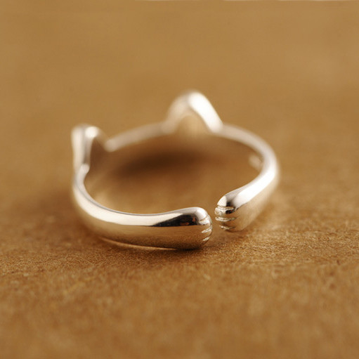 Inel reglabil pentru femei de culoare argintie