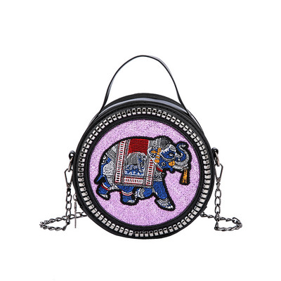 Μοντέρνα γυναικεία δερμάτινη τσάντα με κεντήματα