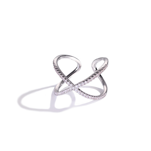 Γυναικείο ρυθμιζόμενο δακτυλίδι με διακοσμητικές πέτρες