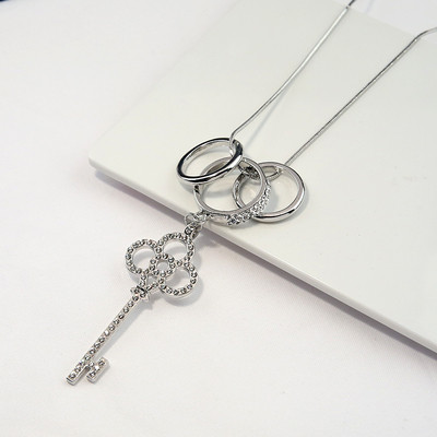 Μοντέρνο γυναικείο κολιέ  σε ασημί και χρυσό χρώμα