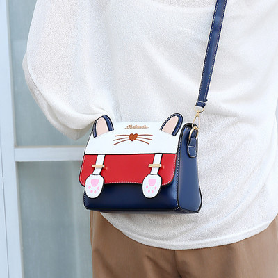 Színes női táska eko bőrből, 3D elemmel