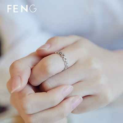 Inel simplu pentru femei de culoare argintie