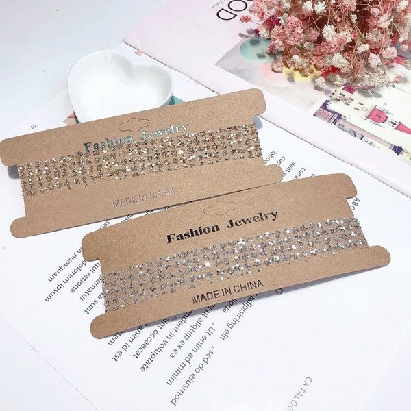 Σύγχρονο γυναικείο κολιέ με χρυσό και ασημί χρώμα