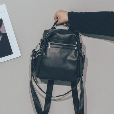 Κομψό γυναικείο σακίδιο σε διάφορα χρώματα με ιμάντα ώμου