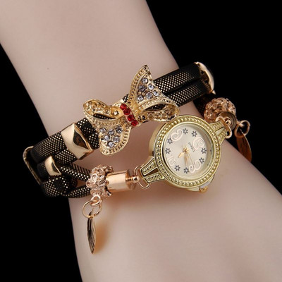 Модерен дамски часовник тип гривна с 3D метални елементи и камъни 