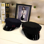 Modern női sapka több színben hímzéssel