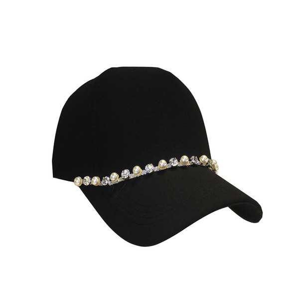 Modern női sapka gyöngyökkel és kövekkel több színben