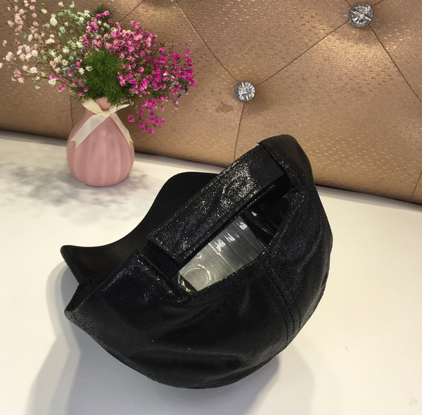 Palarie de dama model nou cu vizor in mai multe culori