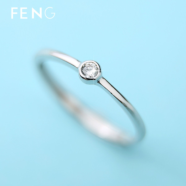Λεπτό γυναικείο δαχτυλίδι  με διακοσμητική πέτρα