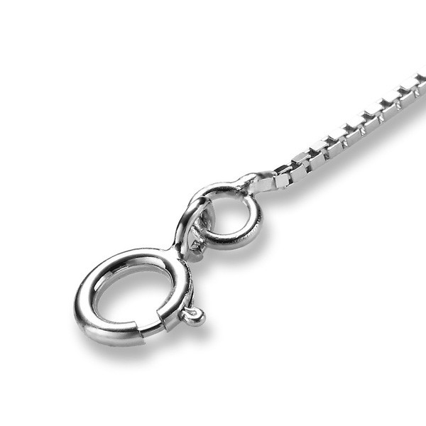 Modern női nyaklánc ezüst színben