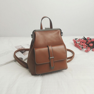 Mindennapi női hátizsák fekete és barna színben