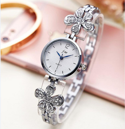 Стилен дамски часовник с метална каишка и камъни в златист и сребрист цвят
