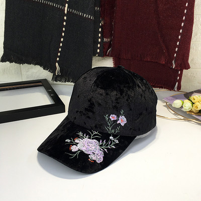 Γυναικείο  καπέλο με λουλούδια κεντήματος σε διάφορα χρώματα