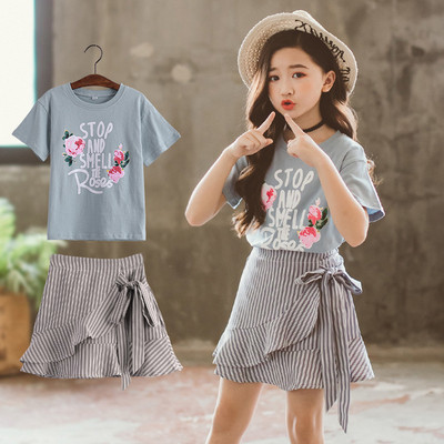 Μοντέρνο παιδικό σετ από δύο μέρη για κορίτσια σε μπλε και ροζ χρώμα