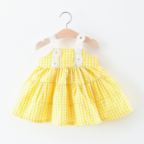 Modern kockás gyerekruha pántokkal, három színben