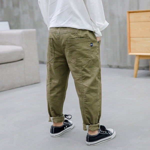 Μοντέρνα παιδικά παντελόνια σε δύο χρώματα