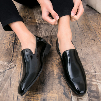 Öko bőrből készült férfi hivatalos cipő több színben két modell