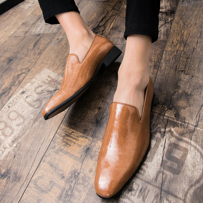 Öko bőrből készült férfi hivatalos cipő több színben két modell