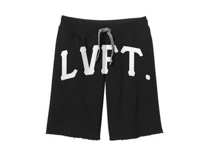 Καθημερινά ανδρικά  σορτς σε δύο χρώματα με επιγραφή