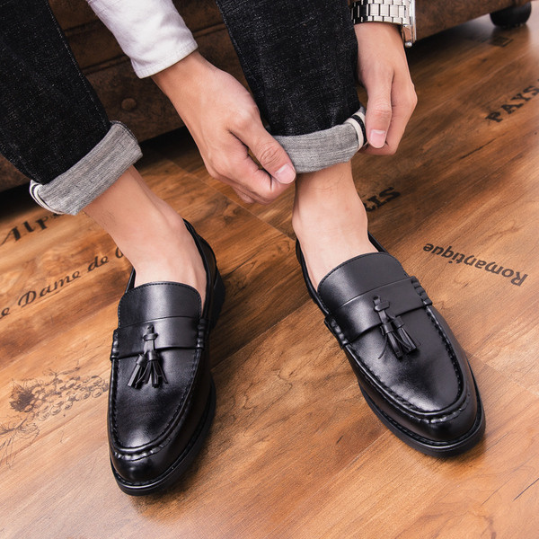 Modern férfi mokaszin eko bőr két színben