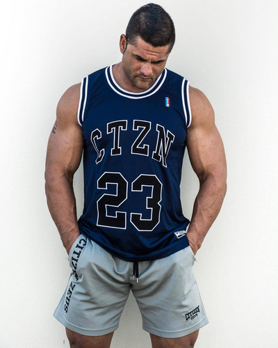 Μοντέρνα ανδρικά σορτς  με  επιγραφή σε τέσσερα χρώματα