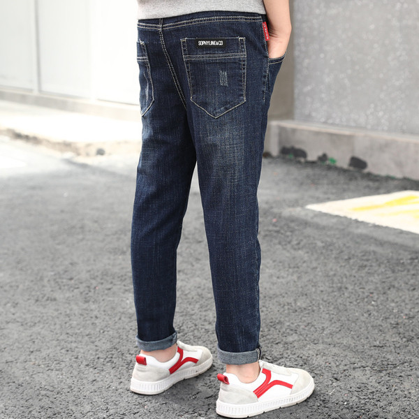 Παιδικά τζιν καθημερινά με κεντήματα