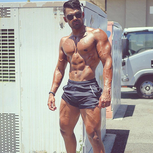 Férfi modern rövidnadrág három színben felirattal