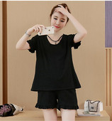 Σετ για έγκυες γυναίκες, συμπεριλαμβανομένων σορτς και μπλουζάκι σε μαύρο και ροζ χρώμα