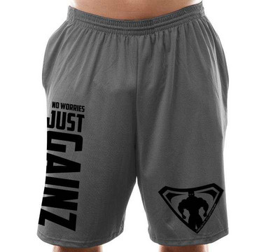 Μοντέρνα ανδρικά σορτς με εφαρμογή και επιγραφή