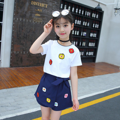 Modern gyerek szett kétrészes nadrágból és blúzból