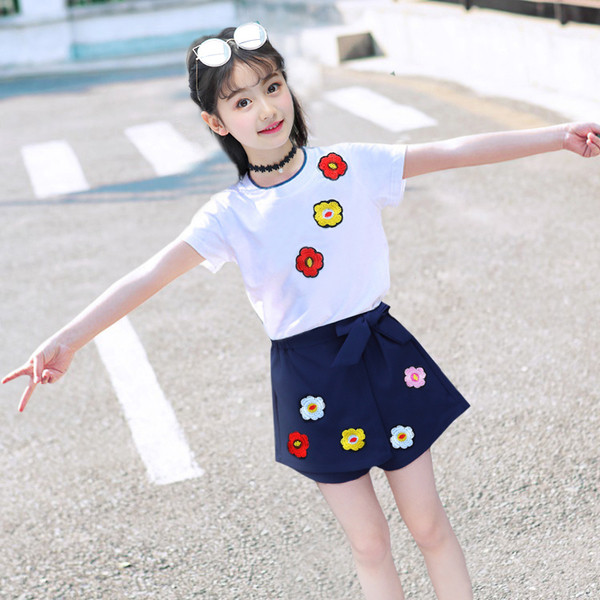 Modern gyerek szett kétrészes nadrágból és blúzból