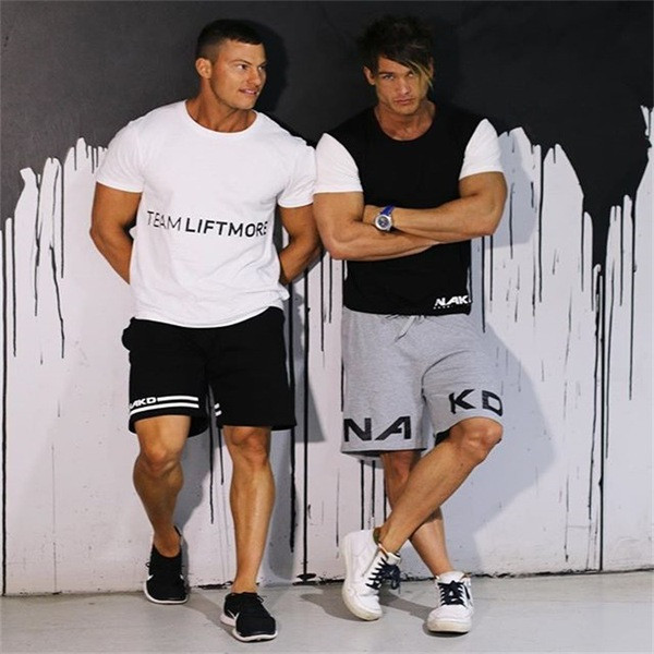 Alkalmi férfi rövidnadrág fekete és szürke felirattal