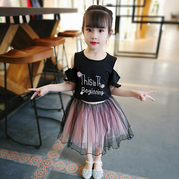 Modern gyerek szett lányszoknyához és blúzhoz, két színben