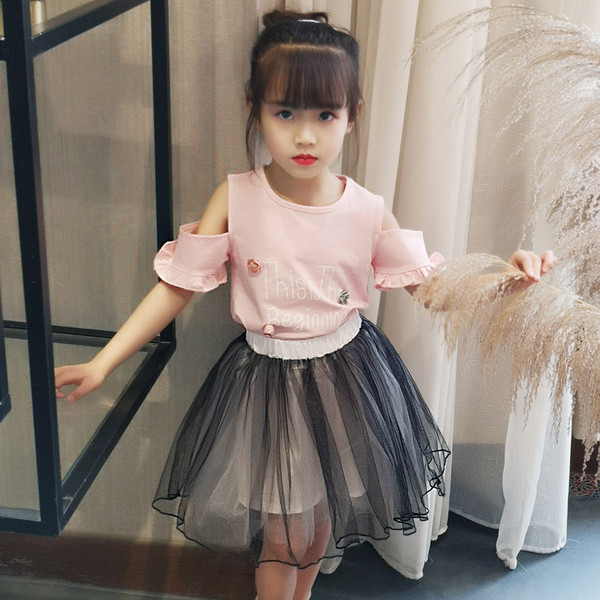 Modern gyerek szett lányszoknyához és blúzhoz, két színben