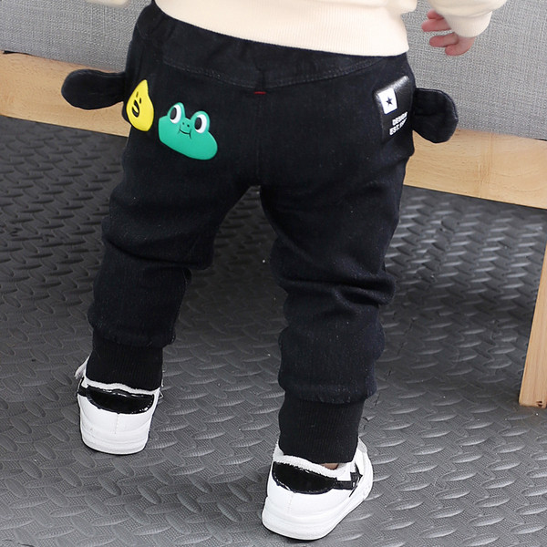 Modern gyerekfarmer két színben hímzéssel